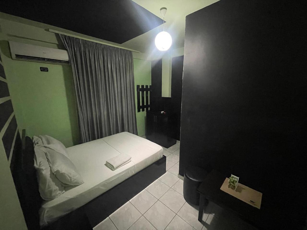 Aparthotel Fabio Tirana